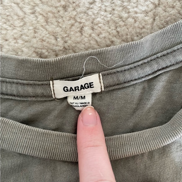 Garage Green Cropped Tee shirt - Picture 4 of 5